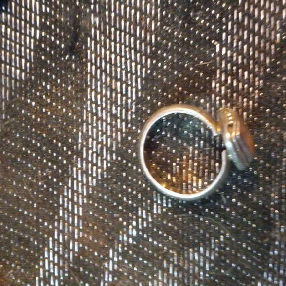 Size 9 women's antique silver and rose quartz ring - Picture 3 of 4